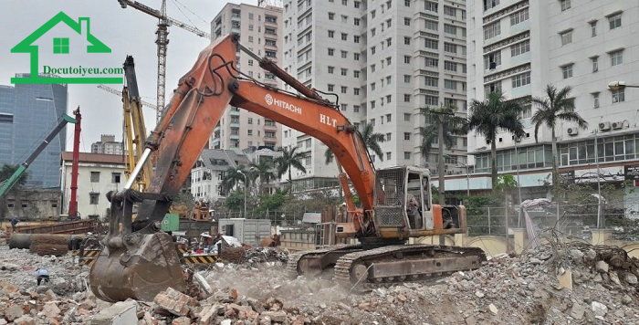 Áp dụng những máy móc hiện đại khi phá dỡ