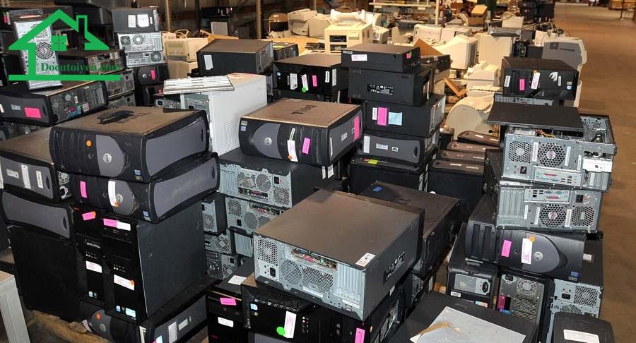 Có rất nhiều loại đồ điện tử cũ được bán hiện nay 