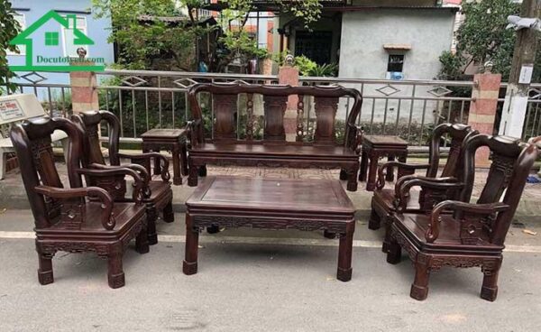 Đơn vị nhận thanh lý bàn ghế gỗ có địa chỉ rõ ràng tại thành phố Hồ Chí Minh