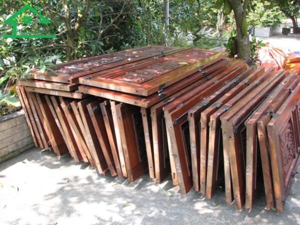 Docutoiyeu là địa chỉ thu mua cửa gỗ cũ uy tín và đáng tin cậy