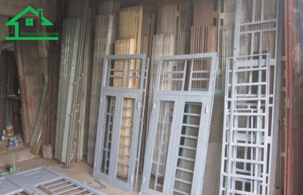 thu mua cửa cổng cũ tại tphcm 2