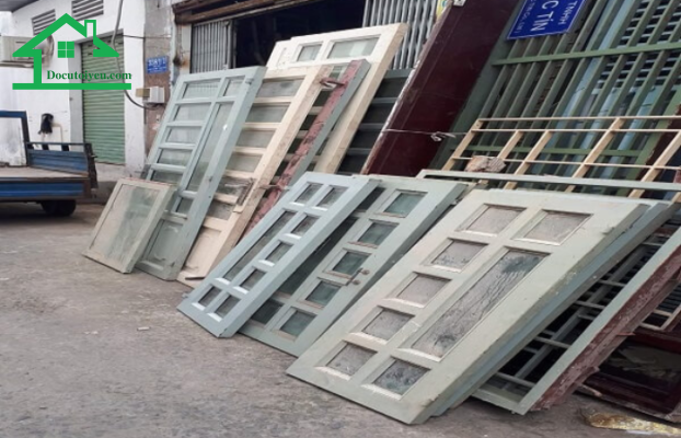 thu mua cửa cổng cũ tại tphcm 1