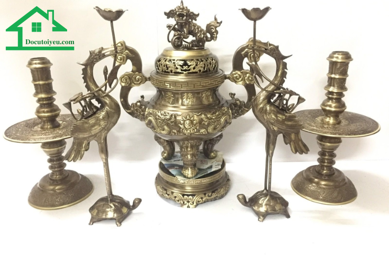 Thu mua đỉnh đồng