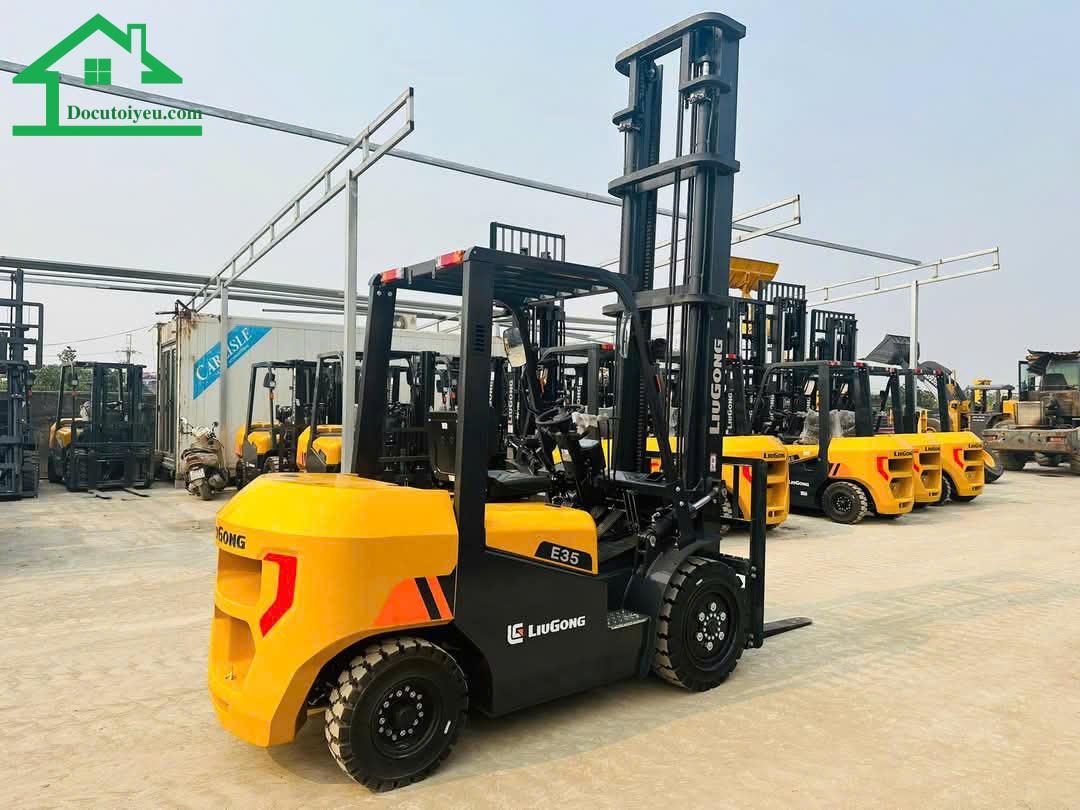 Ưu điểm nổi bật của dịch vụ thu mua xe nâng tận nơi