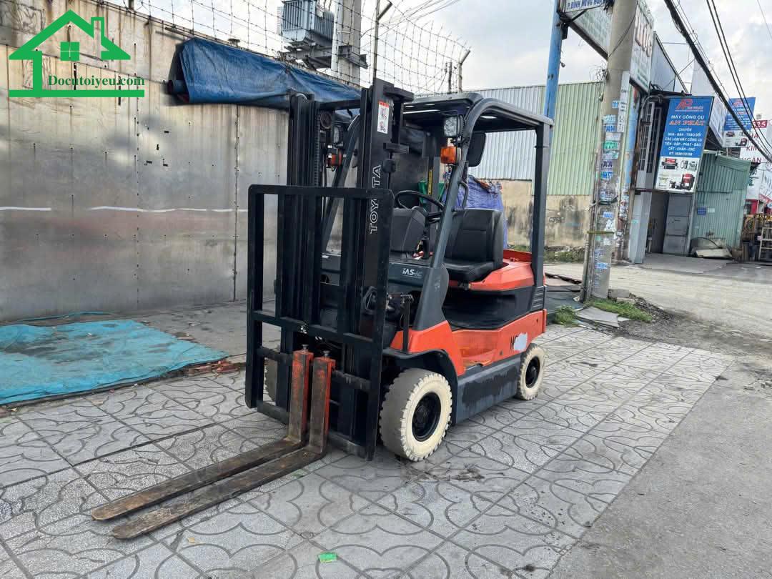 Mẹo để bán xe nâng tại công ty được giá cao