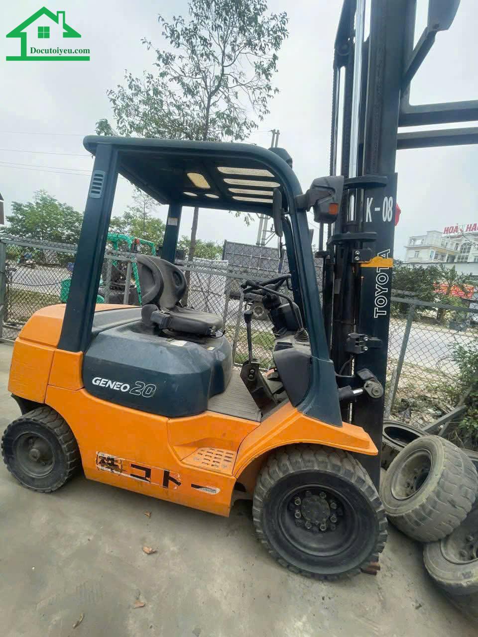 Vì Sao Nên Bán Xe Nâng Điện Cũ Đúng Thời Điểm