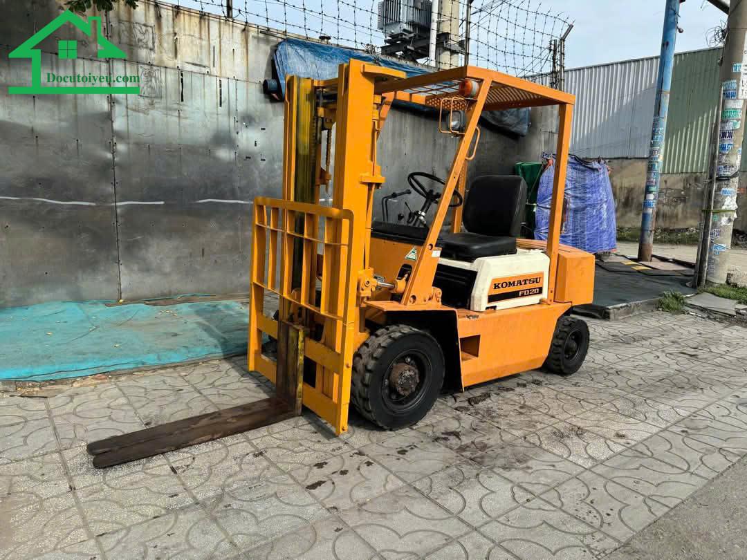 Thu Mua Xe Nâng Hư Hỏng – Giá Bao Nhiêu?