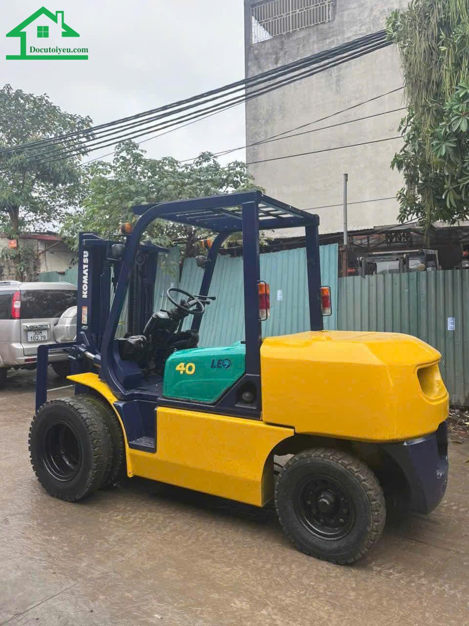 Giá thu mua xe nâng tại Tân Bình được tính theo yếu tố nào